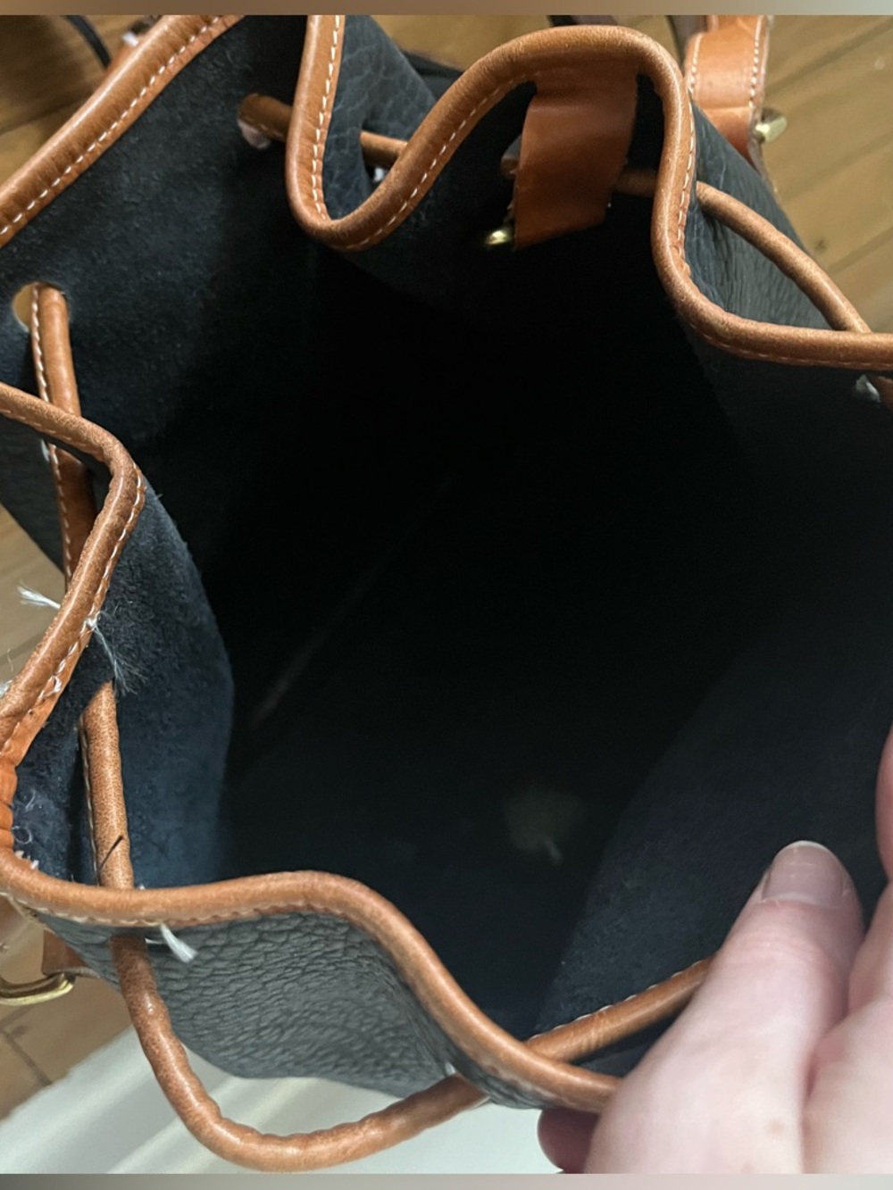 Vintage lot of Coach, Brahmin, & Dooney leather purses - Picture 15 of 16